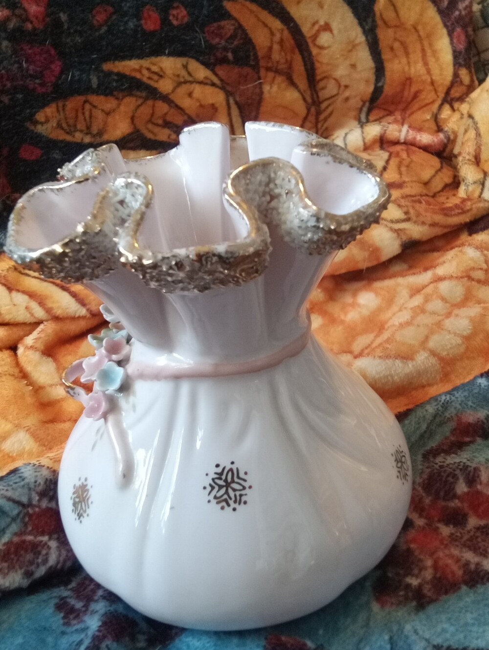 #1523 Lefton China Vase - Picture 3 of 6